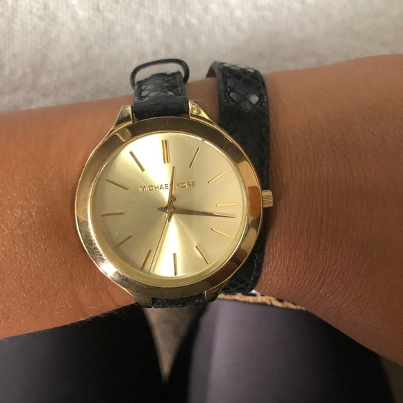 Michael Kors Watch - Picture 4 of 7